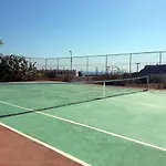 Gardens Complex 3* لينثوس