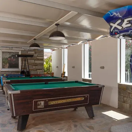 Gardens Complex Hotell