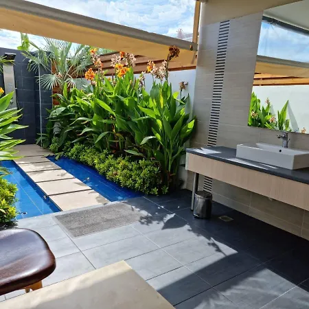 Otel Gardens Complex