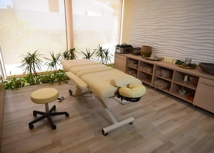 فندق Gardens Complex لينثوس