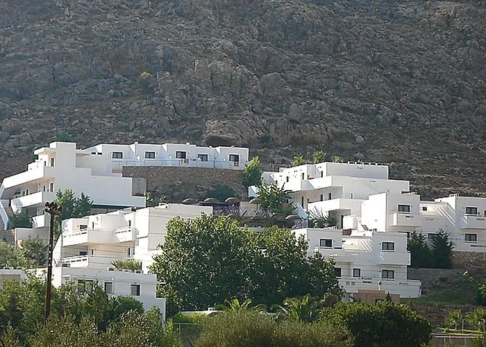 Gardens Complex فندق