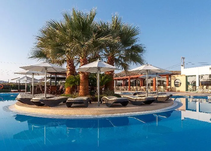 Gardens Complex فندق