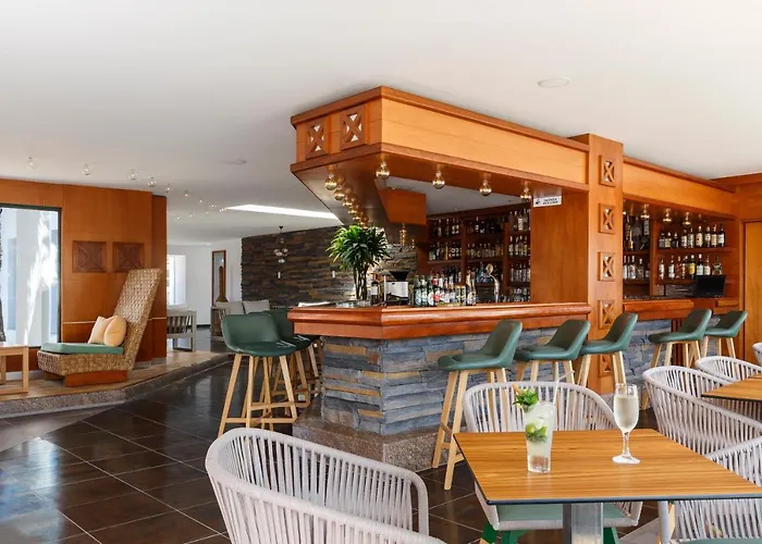 Gardens Complex Отель 3*