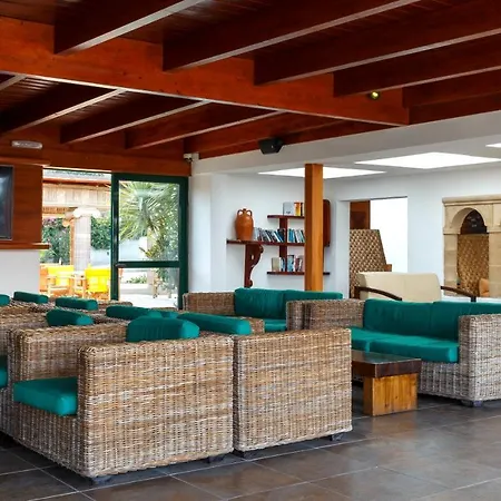 Hotel Gardens Complex 3*