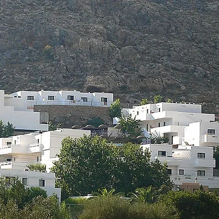 Gardens Complex Otel