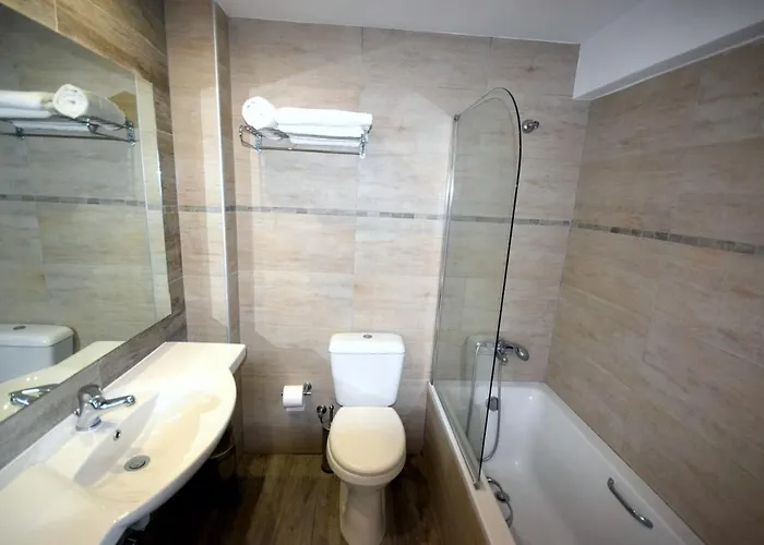 Hotel Gardens Complex 3*